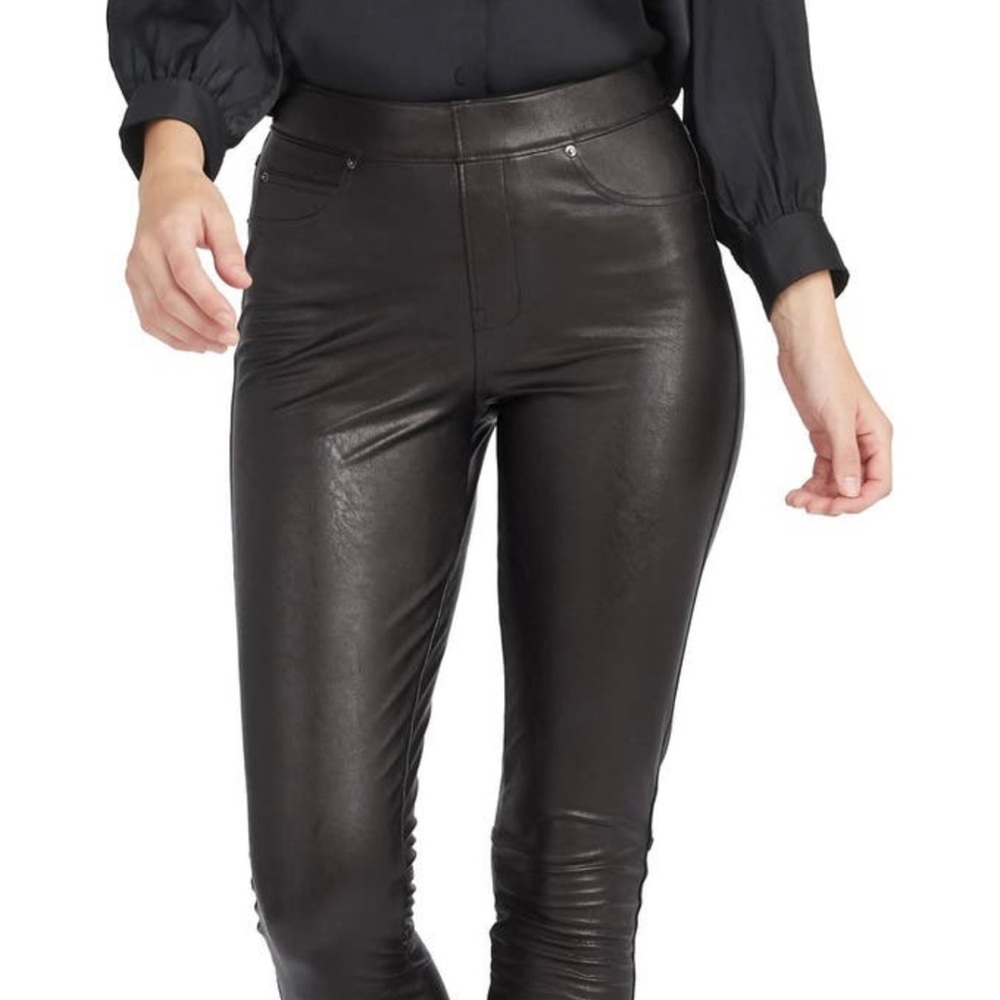 SPANX Petite Faux leather skinny pants